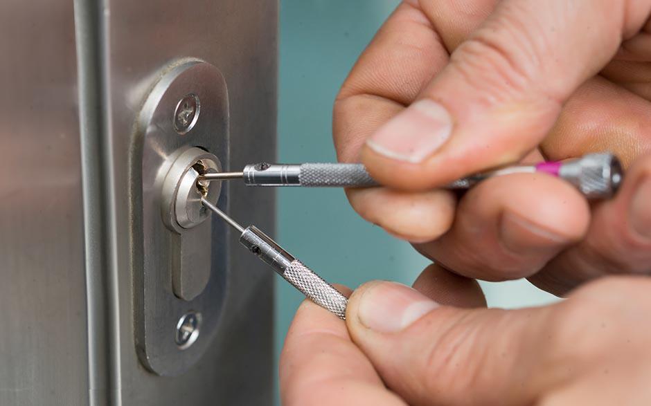 combien coute un serrurier Ballancourt-sur-Essonne